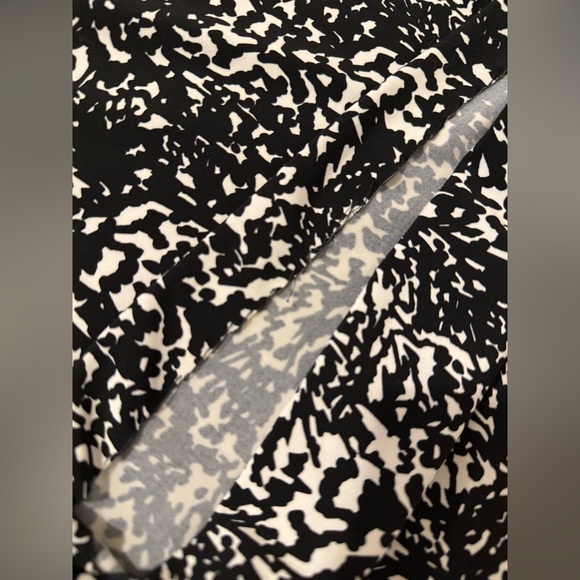 SPANX Wide Leg Pants - Picture 7 of 11